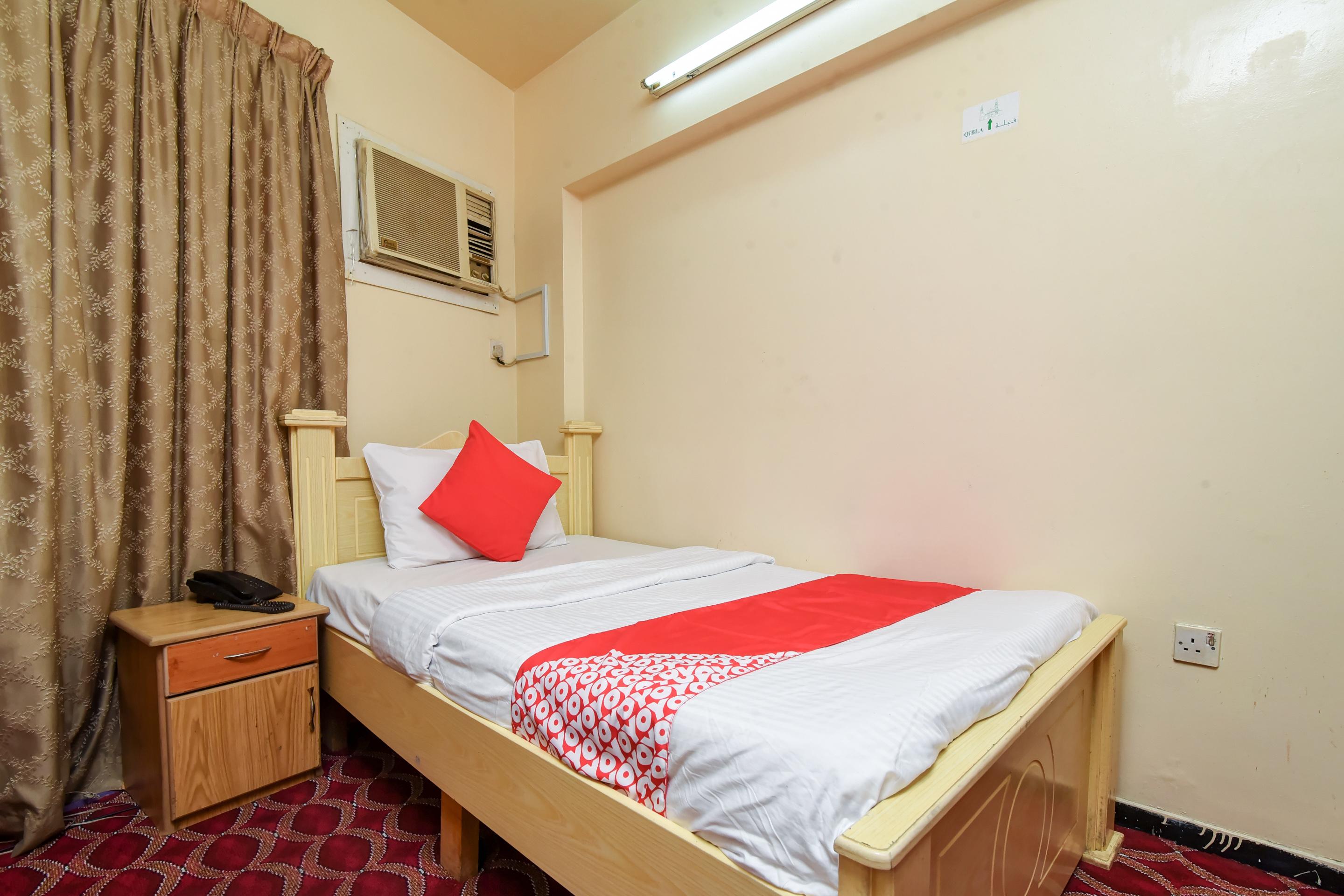Oyo 157 Al Khaima Hotel Дубай Экстерьер фото